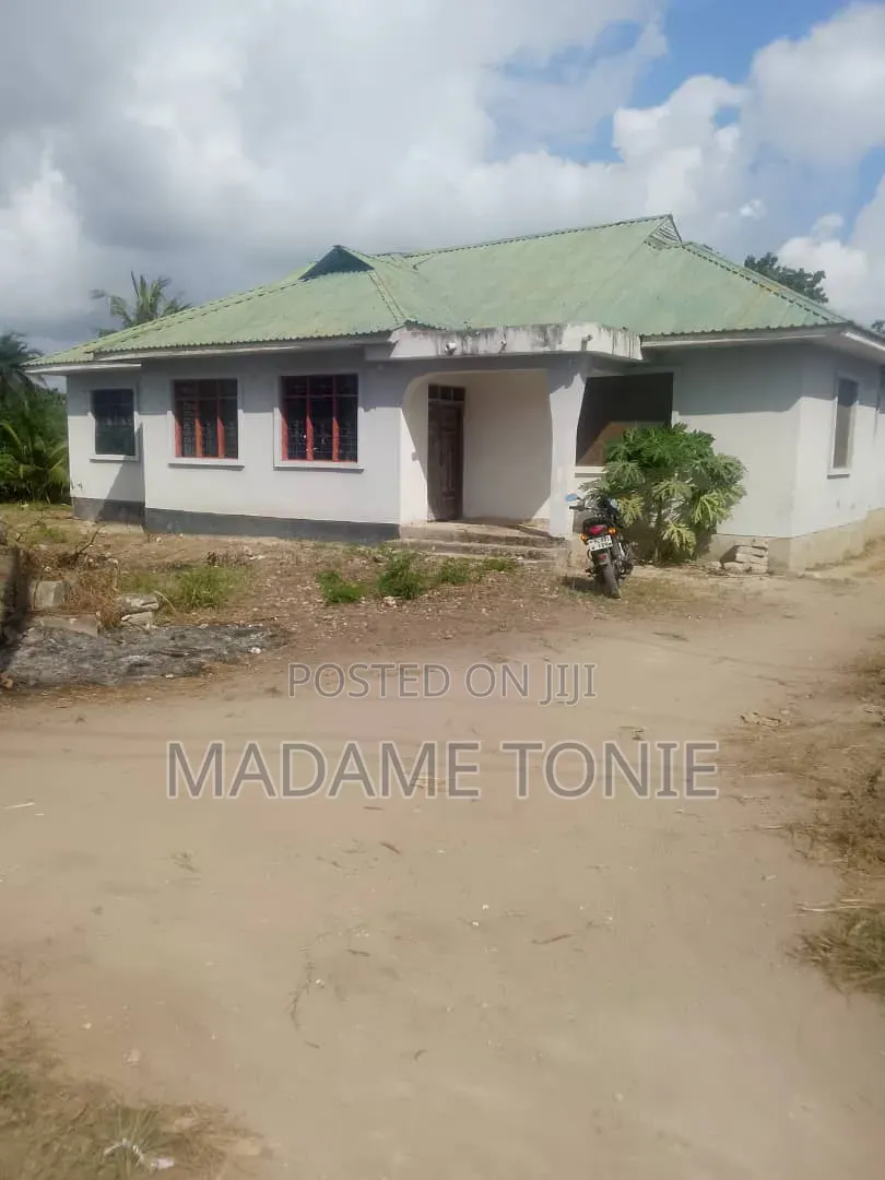 4bdrm House in Wankomange Com Ltd, Kigamboni for sale