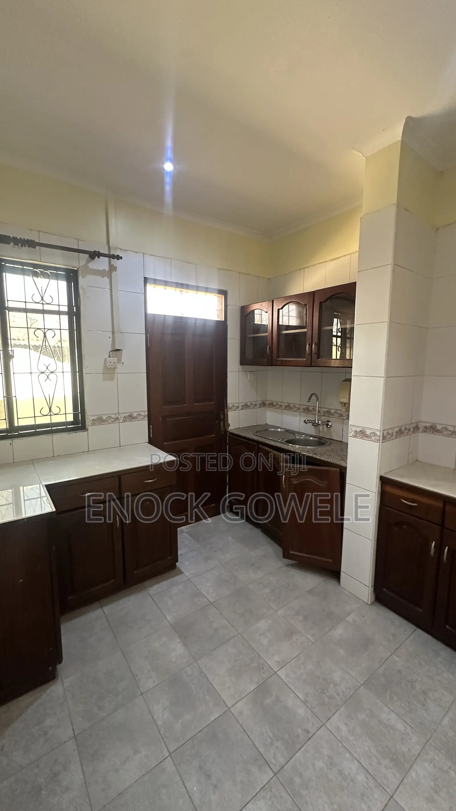 3bdrm House in Bwawani, Kinondoni for rent