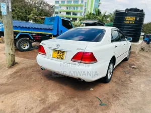 Toyota Crown 2004 White