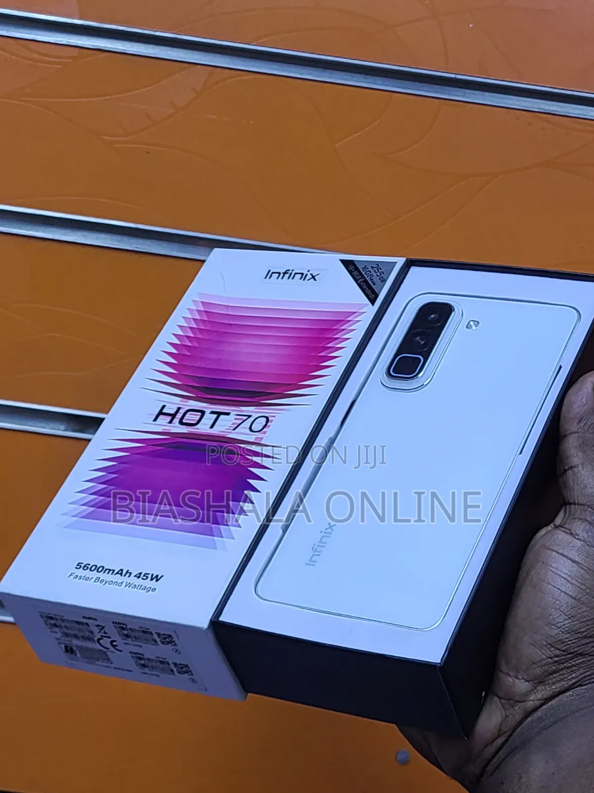 New Infinix Hot 70 256 GB Silver