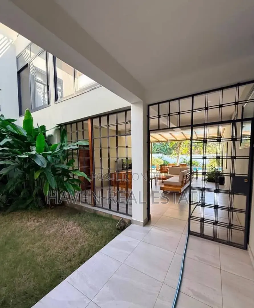 Furnished 1bdrm Apartment in Oyster Bay for rent