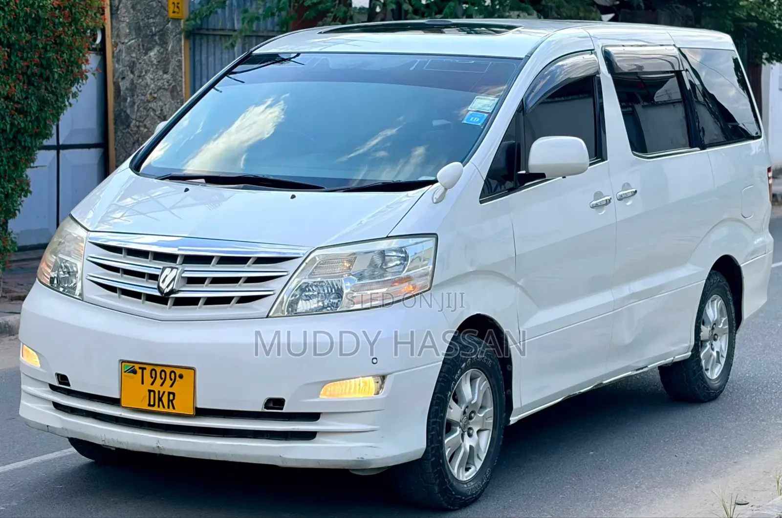 Toyota Alphard 2006 White