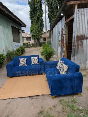 Sofa With Two PCS