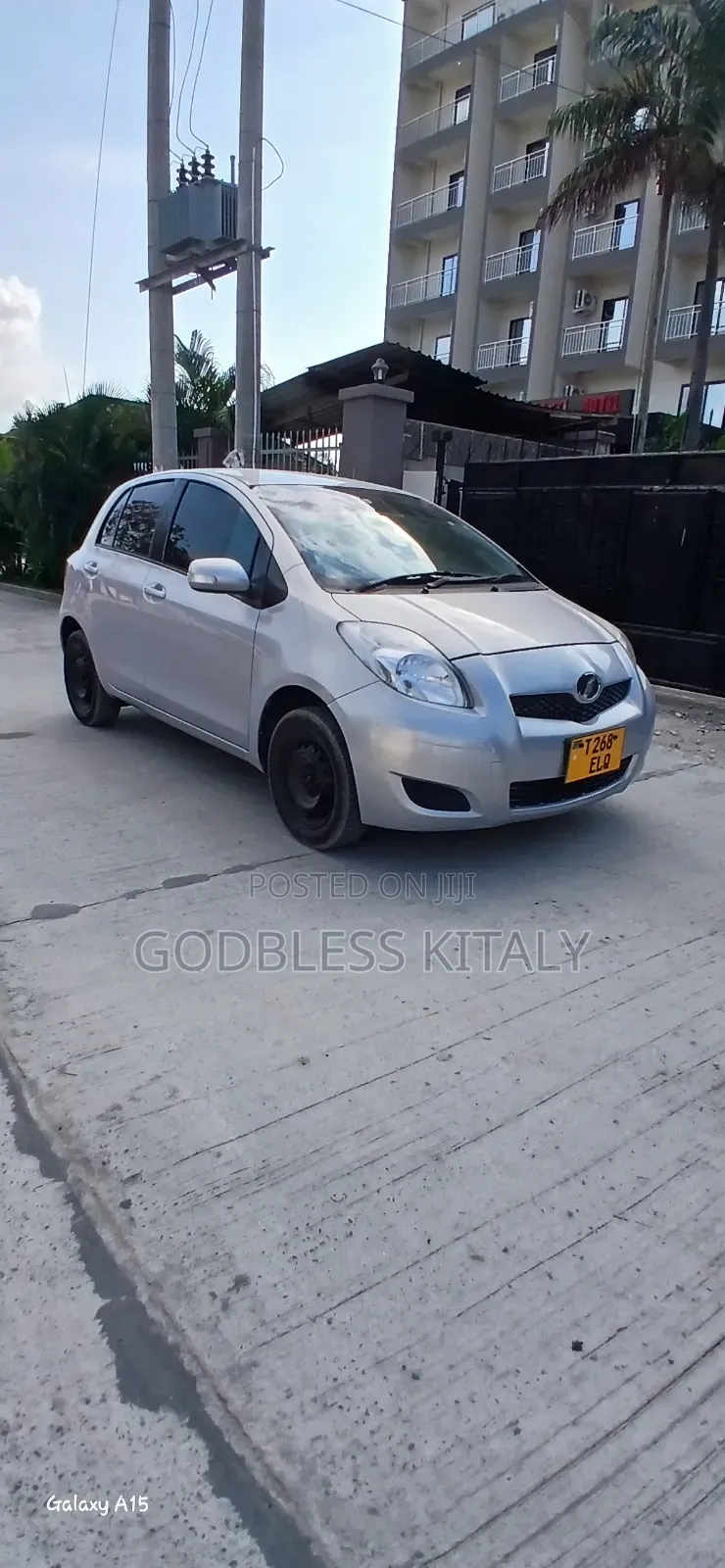 Toyota Vitz 2007 Purple