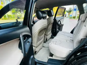 Toyota Vanguard 2008 Black