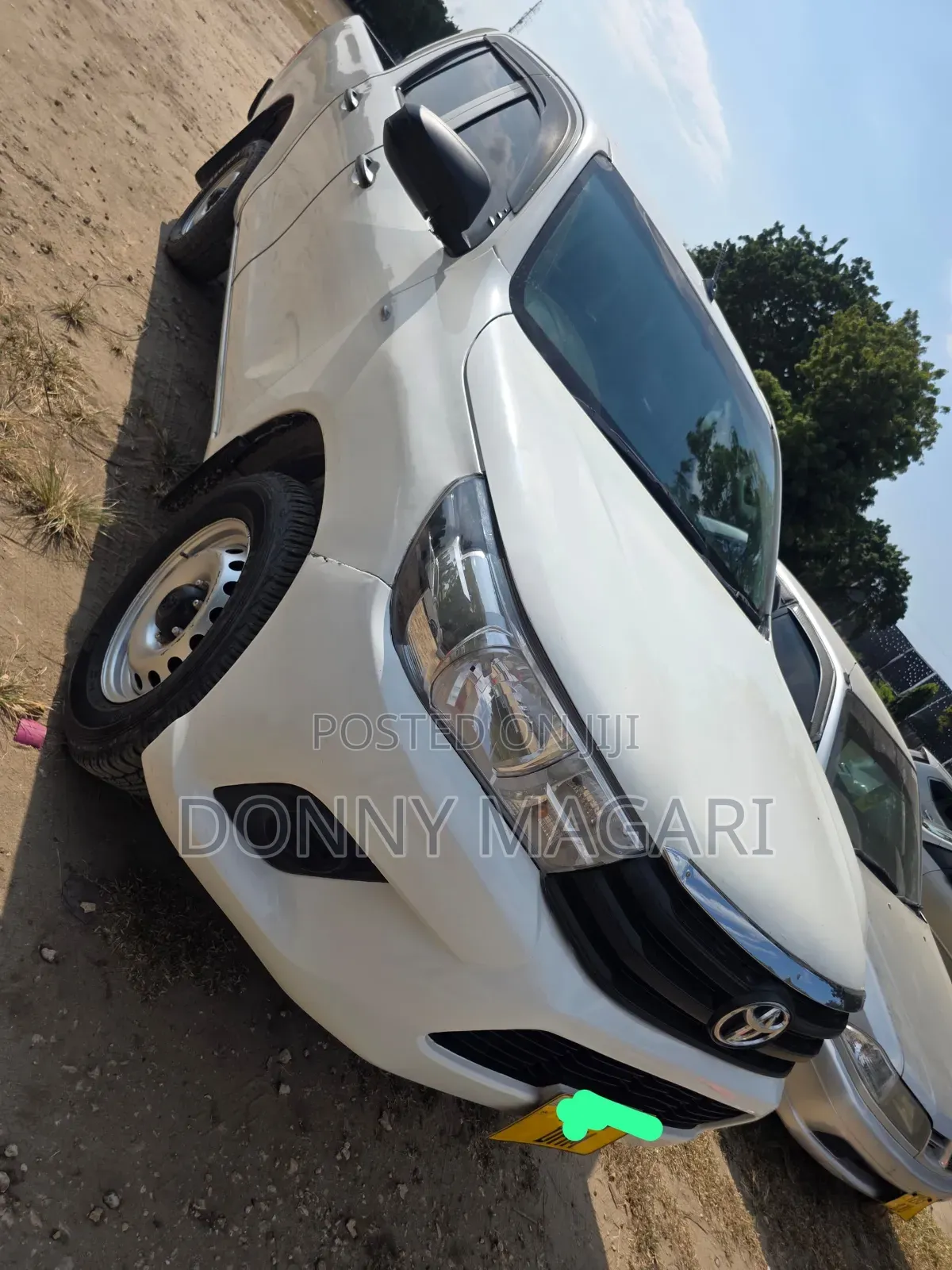 Toyota Hilux 2016 White