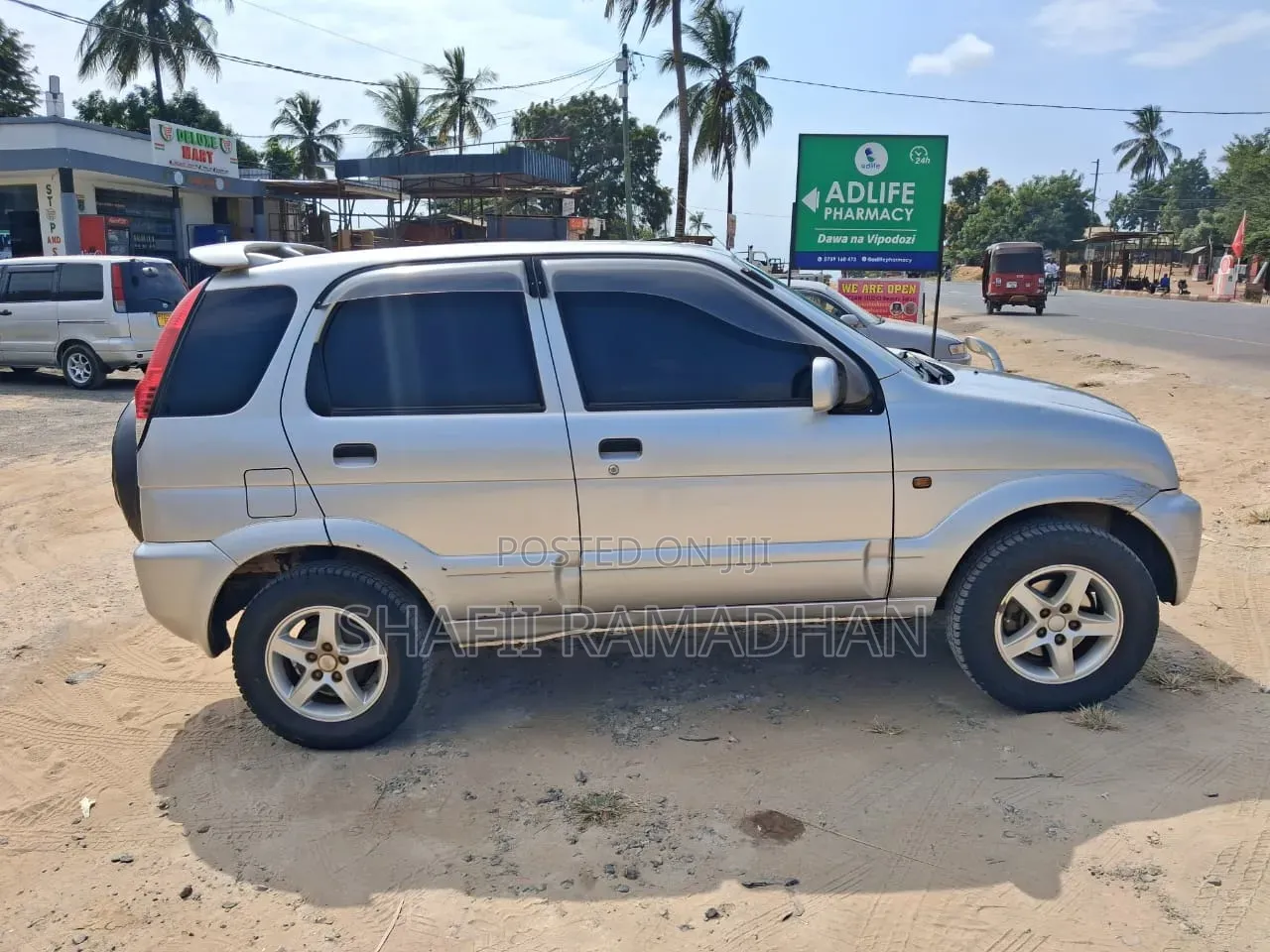 Toyota Cami 2010 Silver