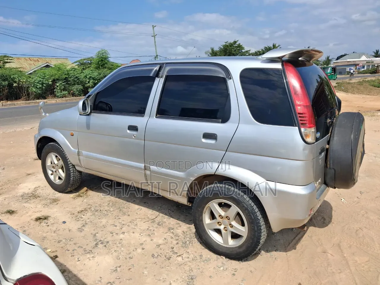 Toyota Cami 2010 Silver