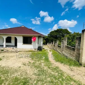 5bdrm House in Kibamba for sale