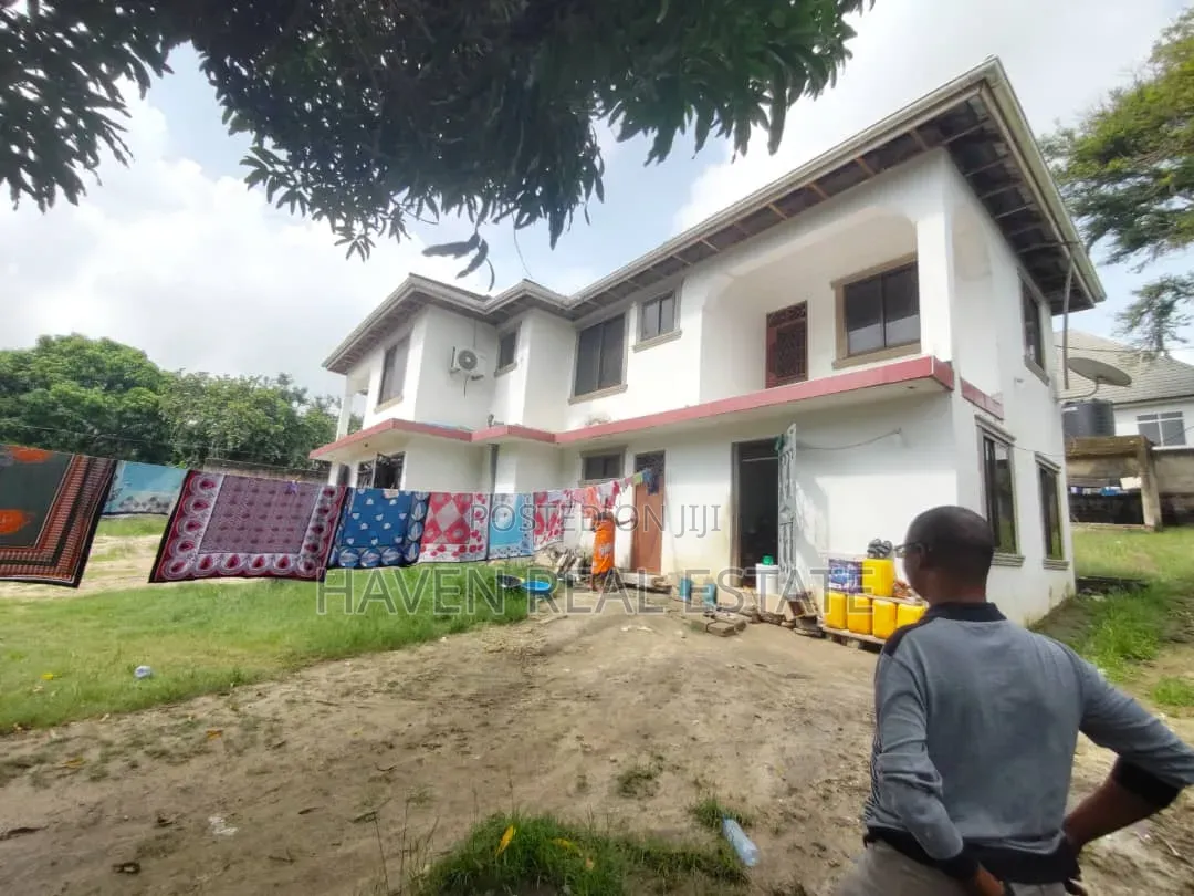 5bdrm House in Kibamba for sale