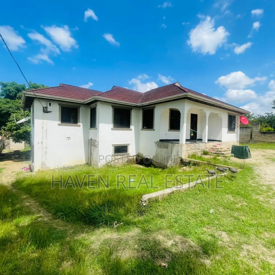 5bdrm House in Kibamba for sale
