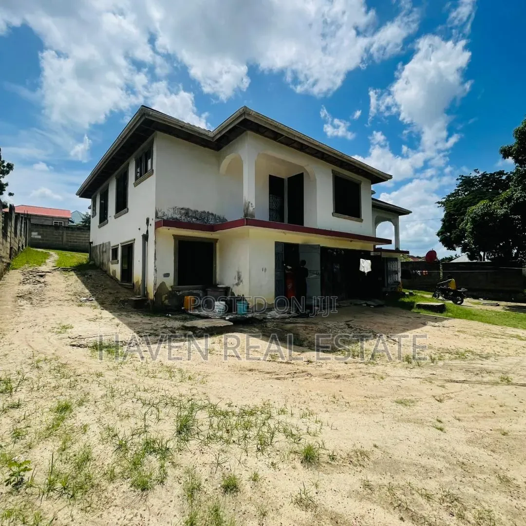 5bdrm House in Kibamba for sale