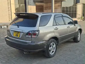 Toyota Harrier 2001 Gray