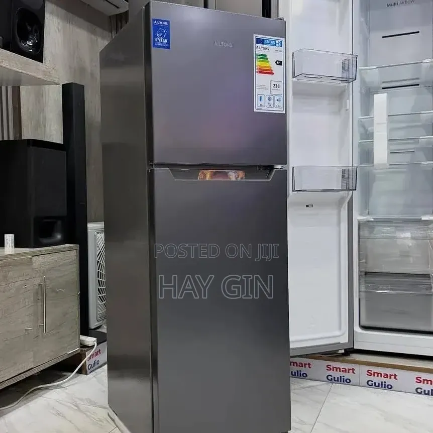 Ailyons Fridge