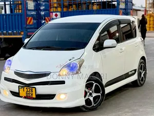 Toyota Ractis 2009 White