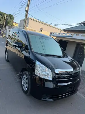 Toyota Noah 2011 Black