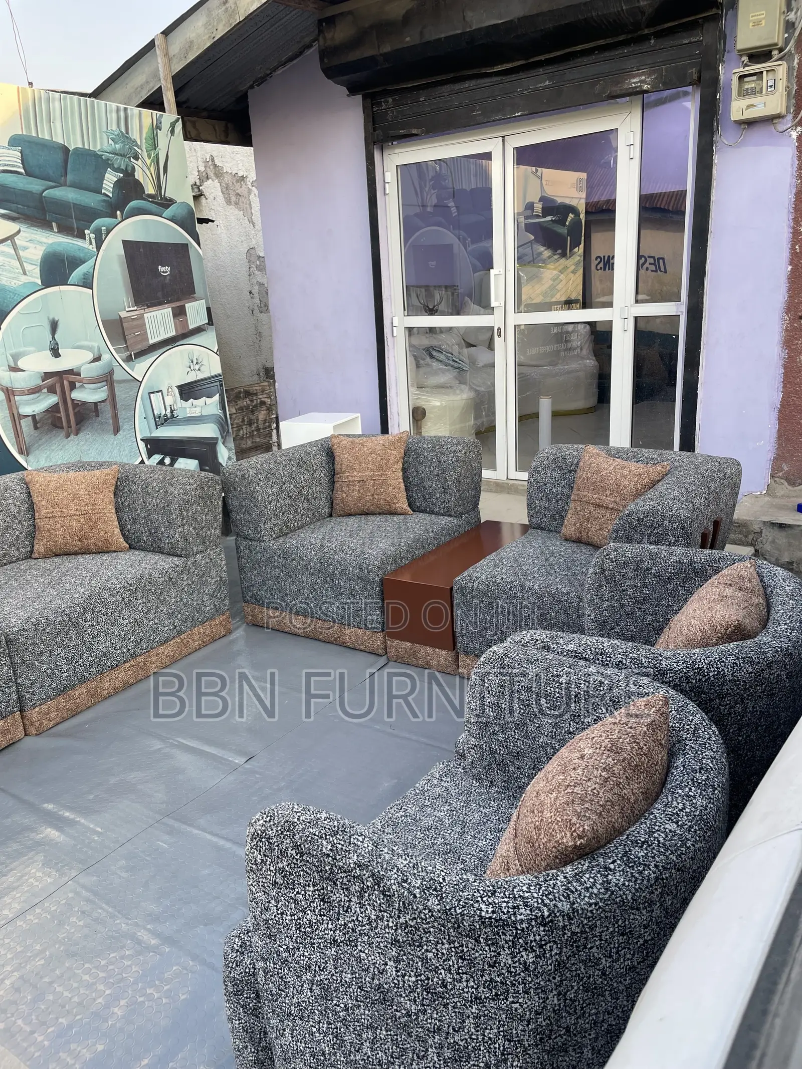 Usinunue Sofa Kabla Ya Kuliona Hili