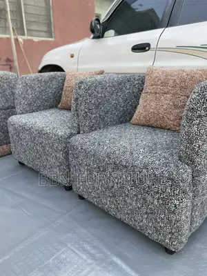 Usinunue Sofa Kabla Ya Kuliona Hili