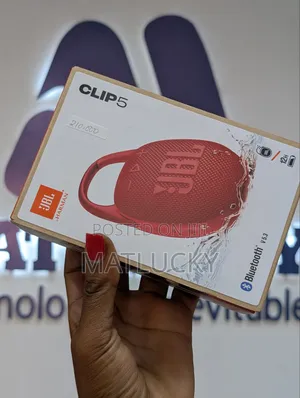 JBL Clip 5