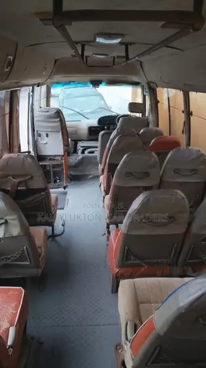Toyota Coaster 2004