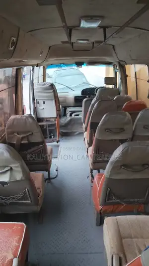 Toyota Coaster 2004