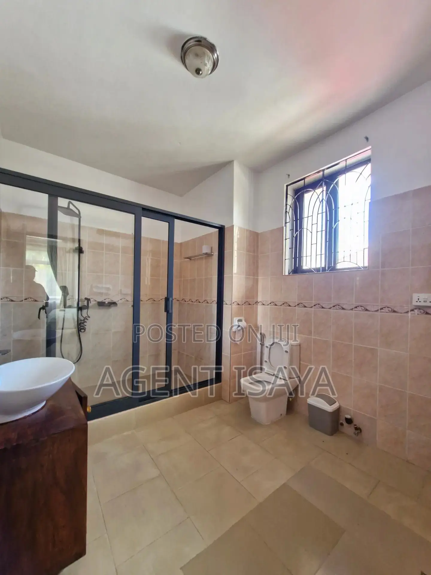 Furnished 4bdrm Apartment in Kawe for rent