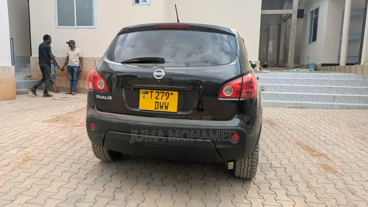Nissan Dualis 2004 Black