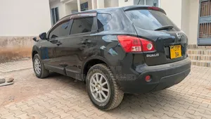 Nissan Dualis 2004 Black