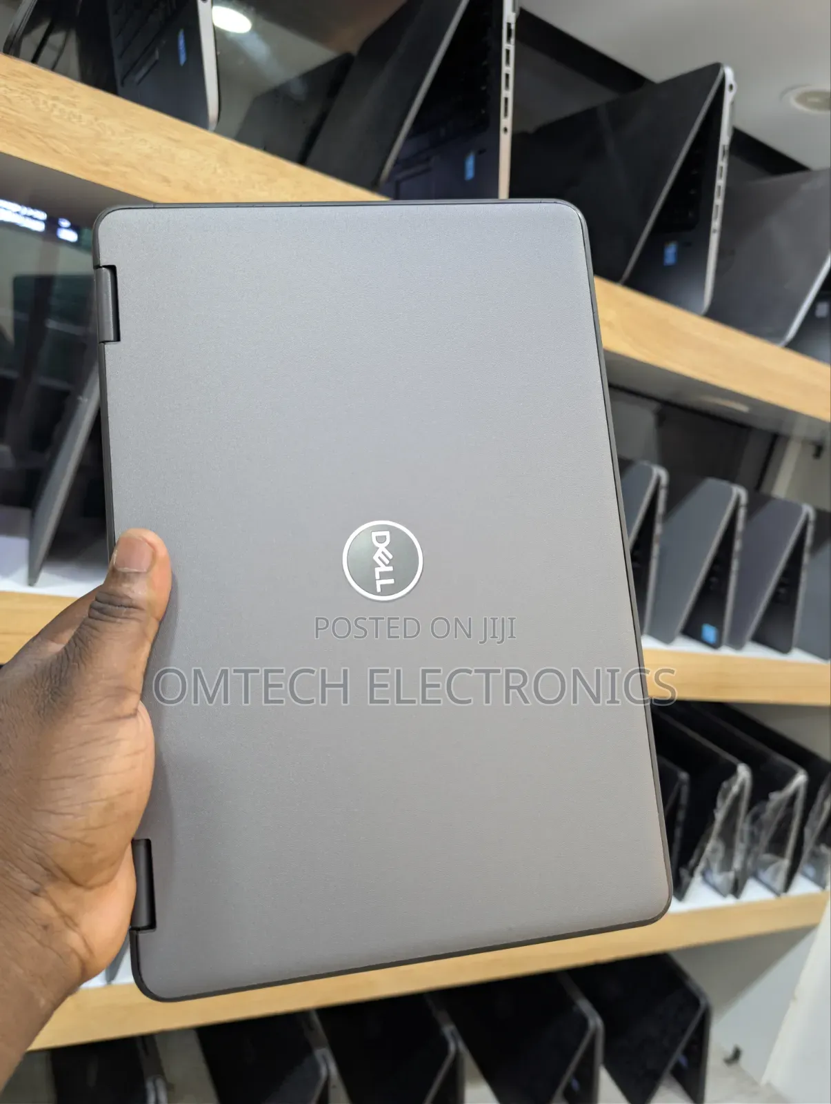 Laptop Dell Latitude 3190 2-in-1 8GB Intel SSD 128GB