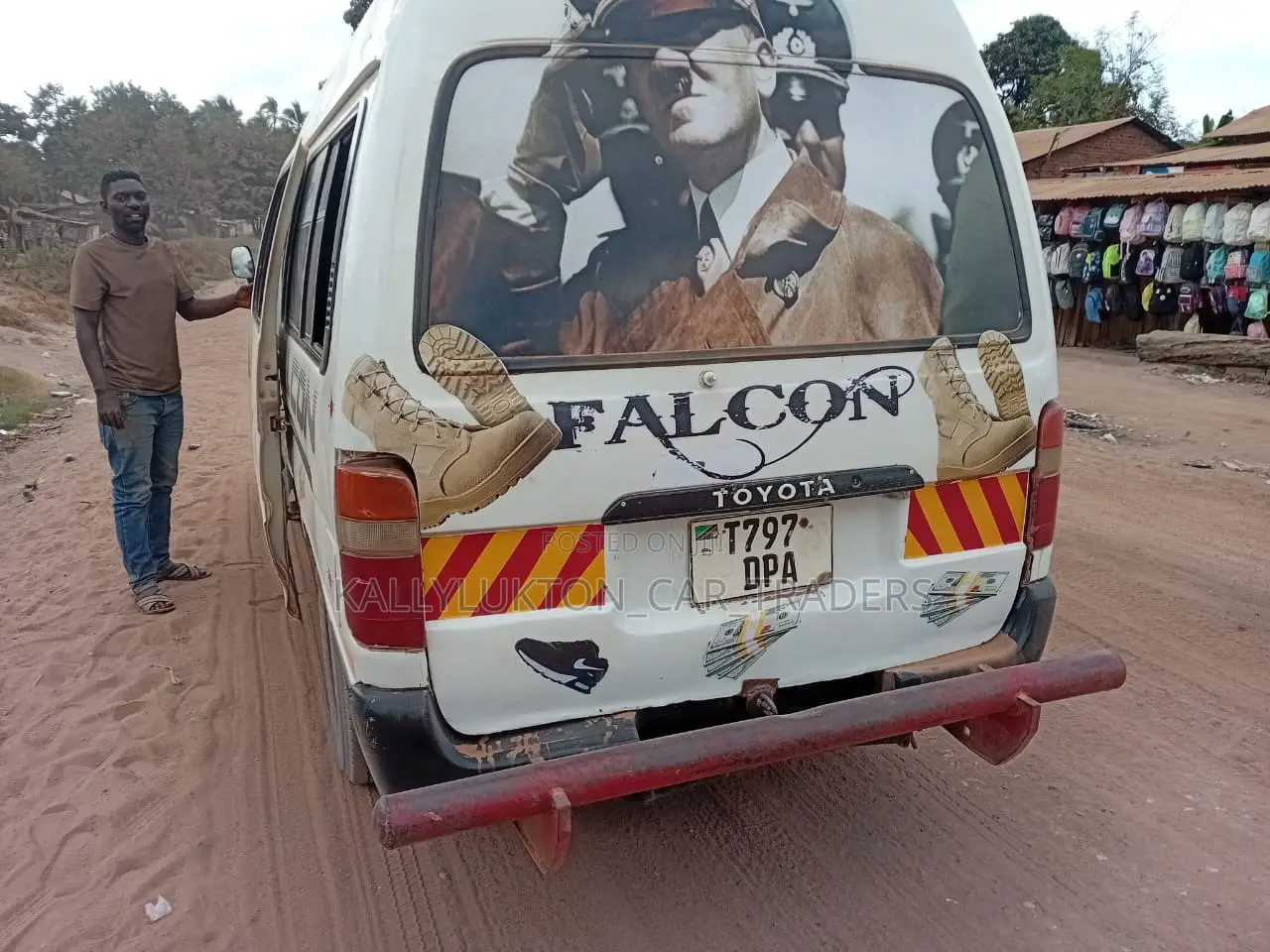 Toyota HiAce 2005