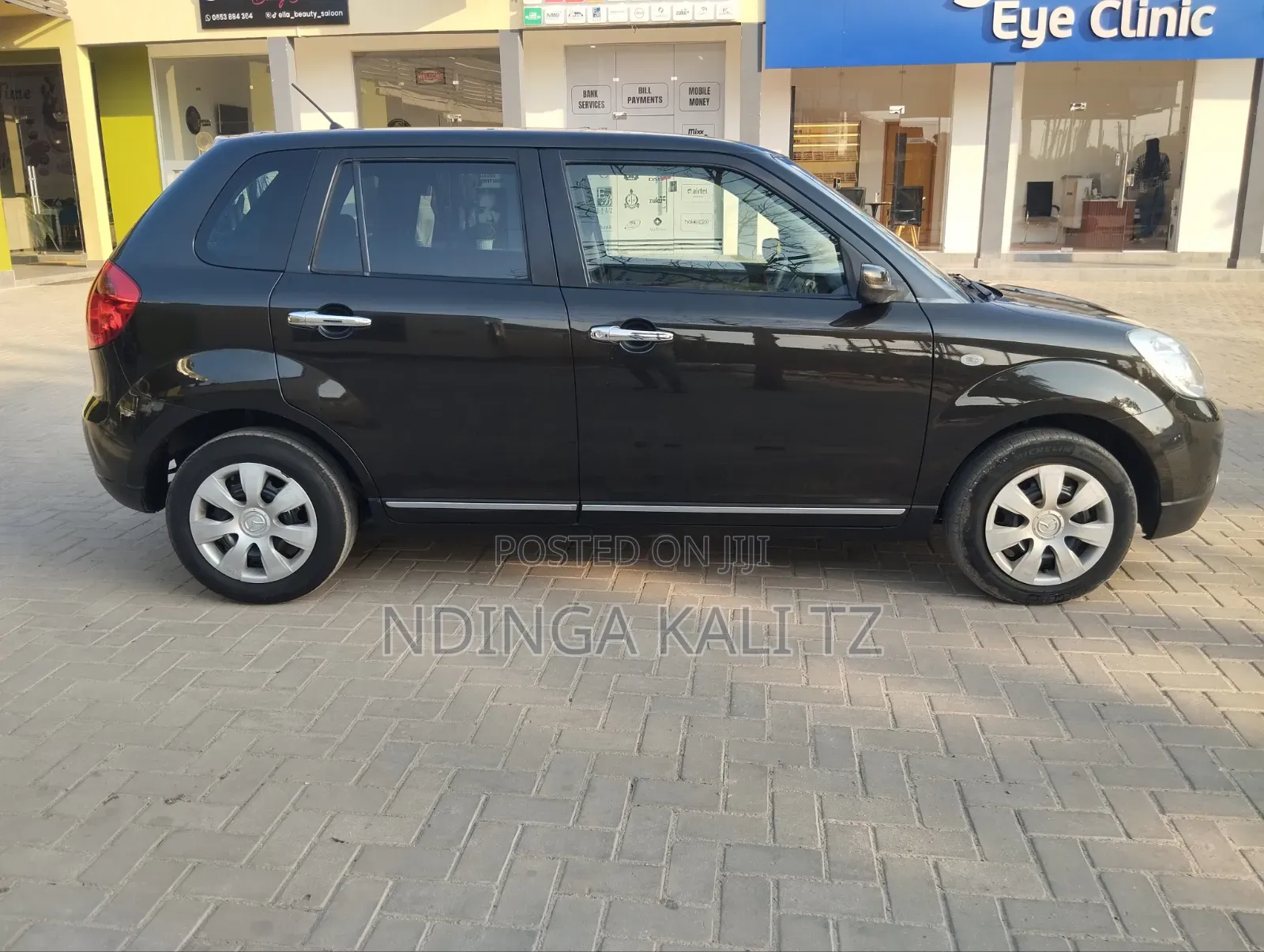 Mazda Verisa 2009 Black