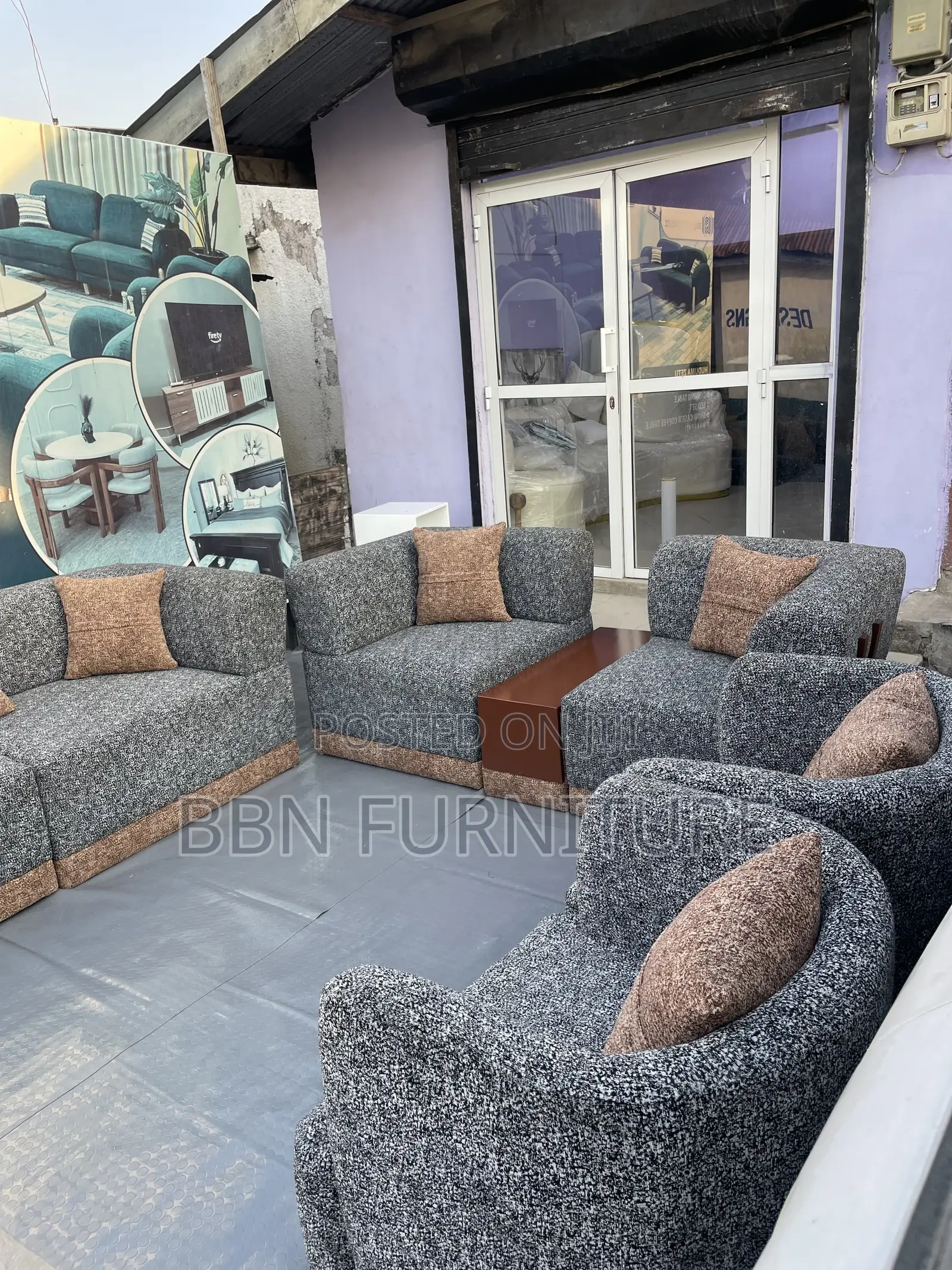 Usinunue Sofa Kabla Ya Kuliona Hili