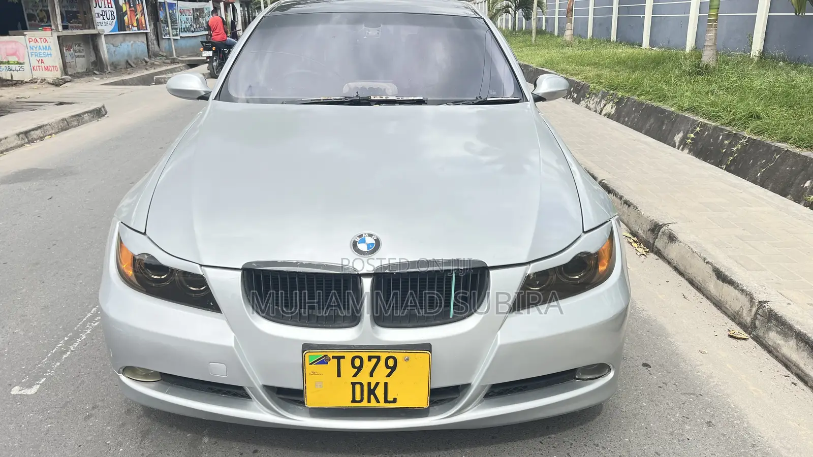 BMW 3 Series 2010 Silver