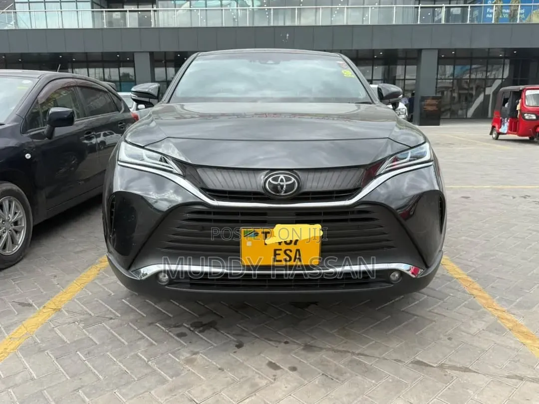 Toyota Harrier 2021 Black