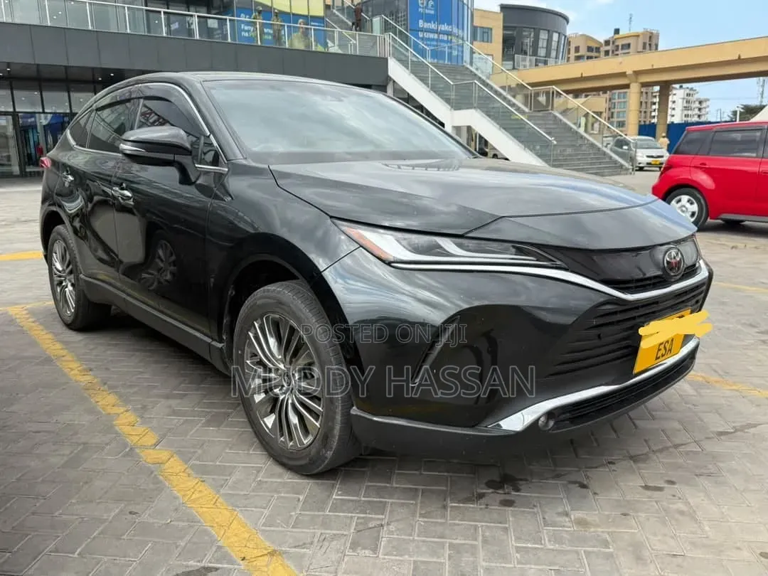 Toyota Harrier 2021 Black