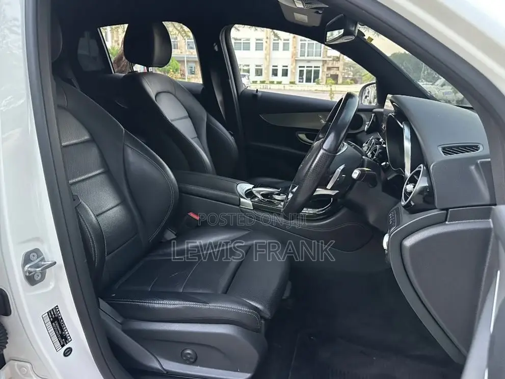 Mercedes-Benz GLC-Class 2017 White