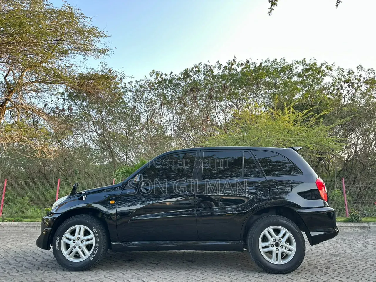 Toyota RAV4 2001 Black