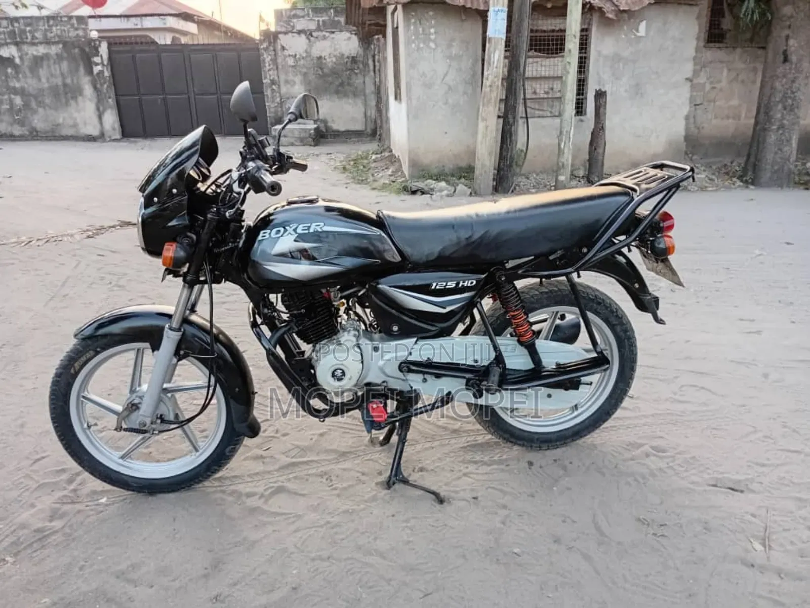Bajaj Boxer 125 2025 Black