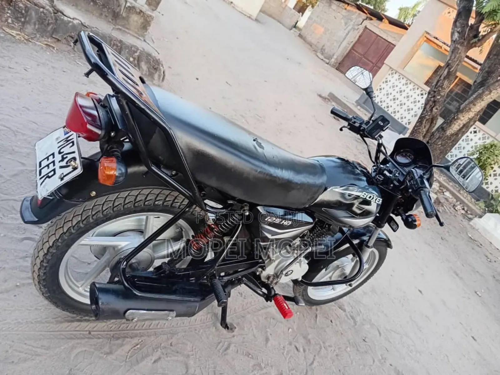 Bajaj Boxer 125 2025 Black