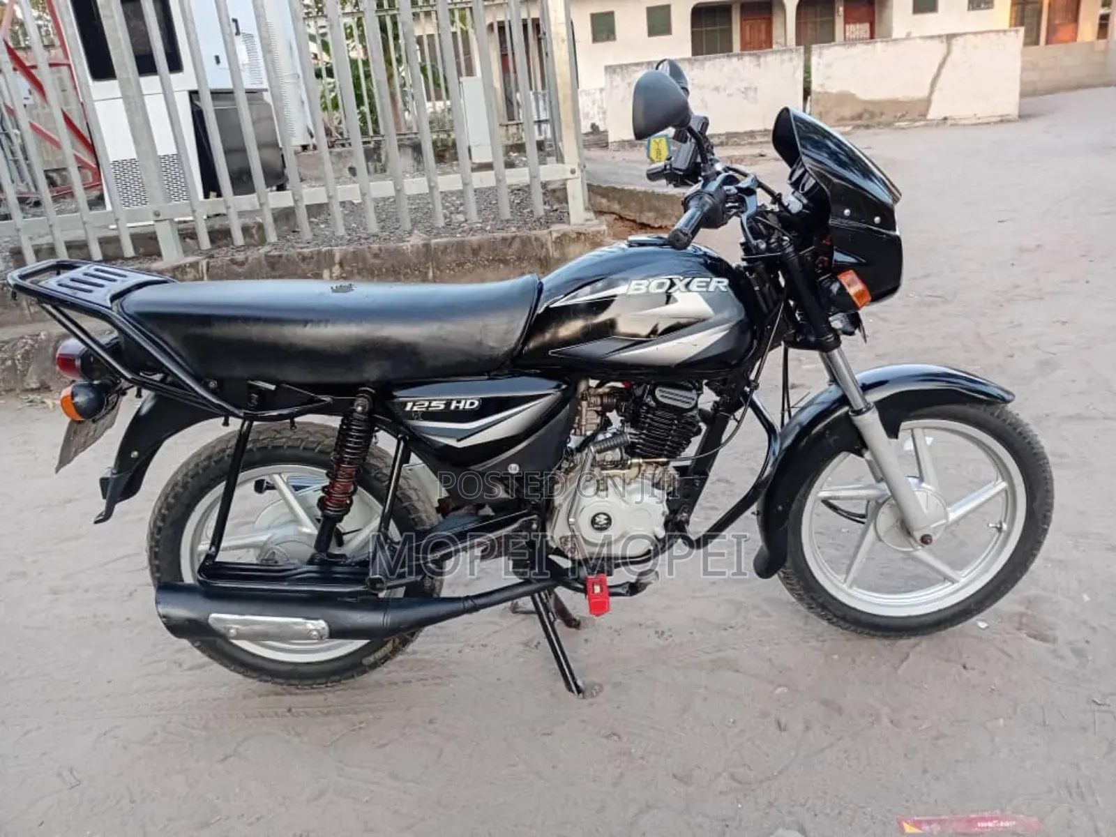 Bajaj Boxer 125 2025 Black