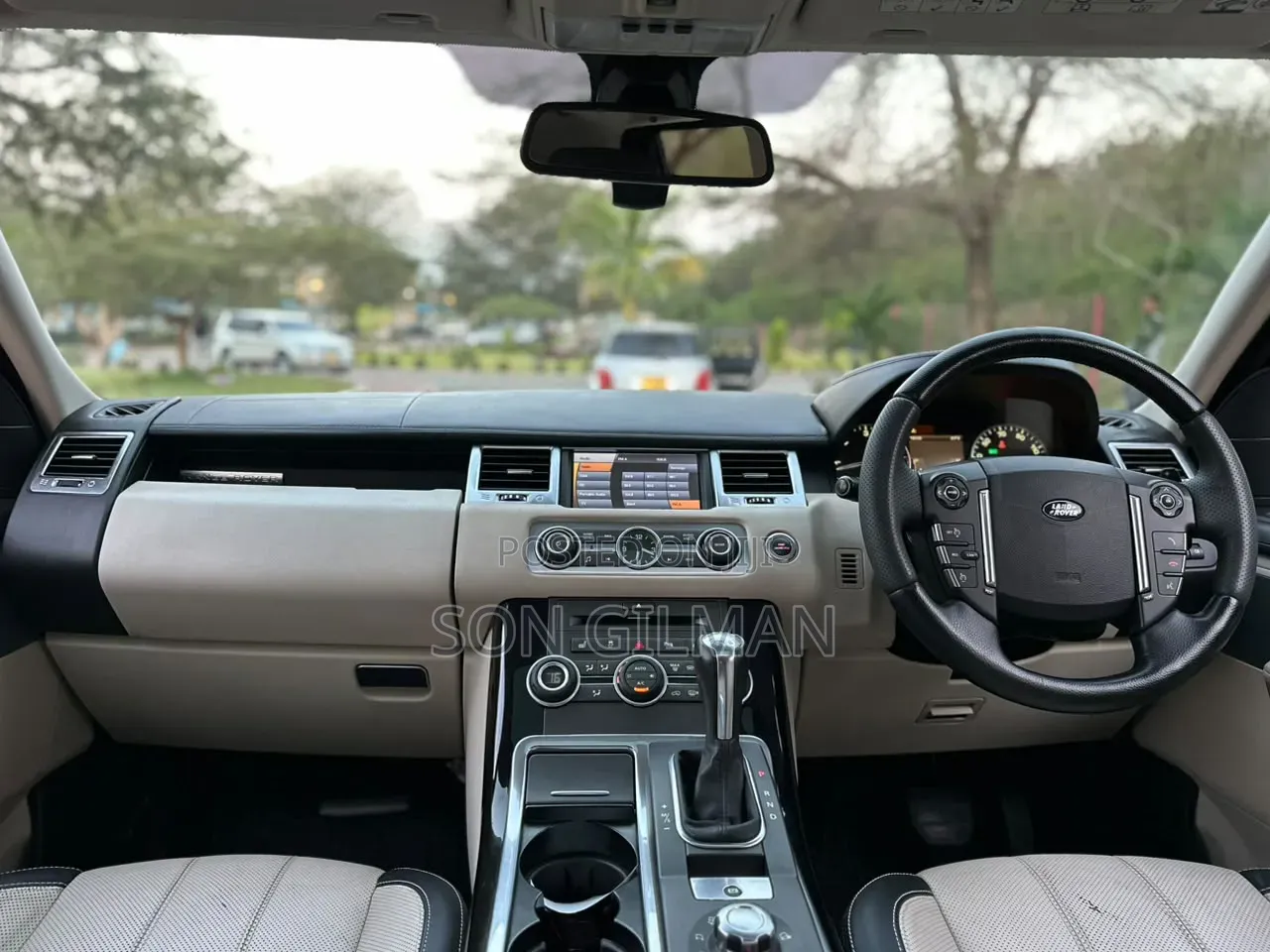 Land Rover Range Rover Sport 2010 Gray
