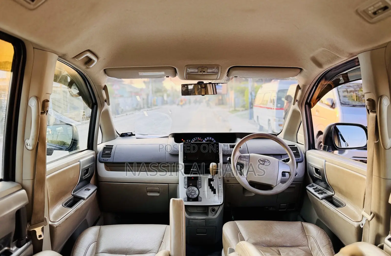 Toyota Noah 2009 Gray