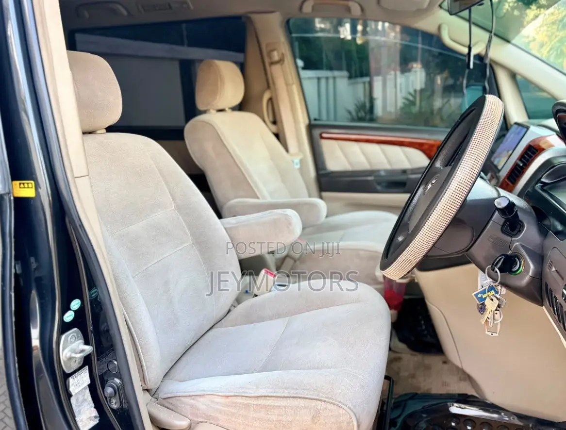 Toyota Alphard 2004 Black