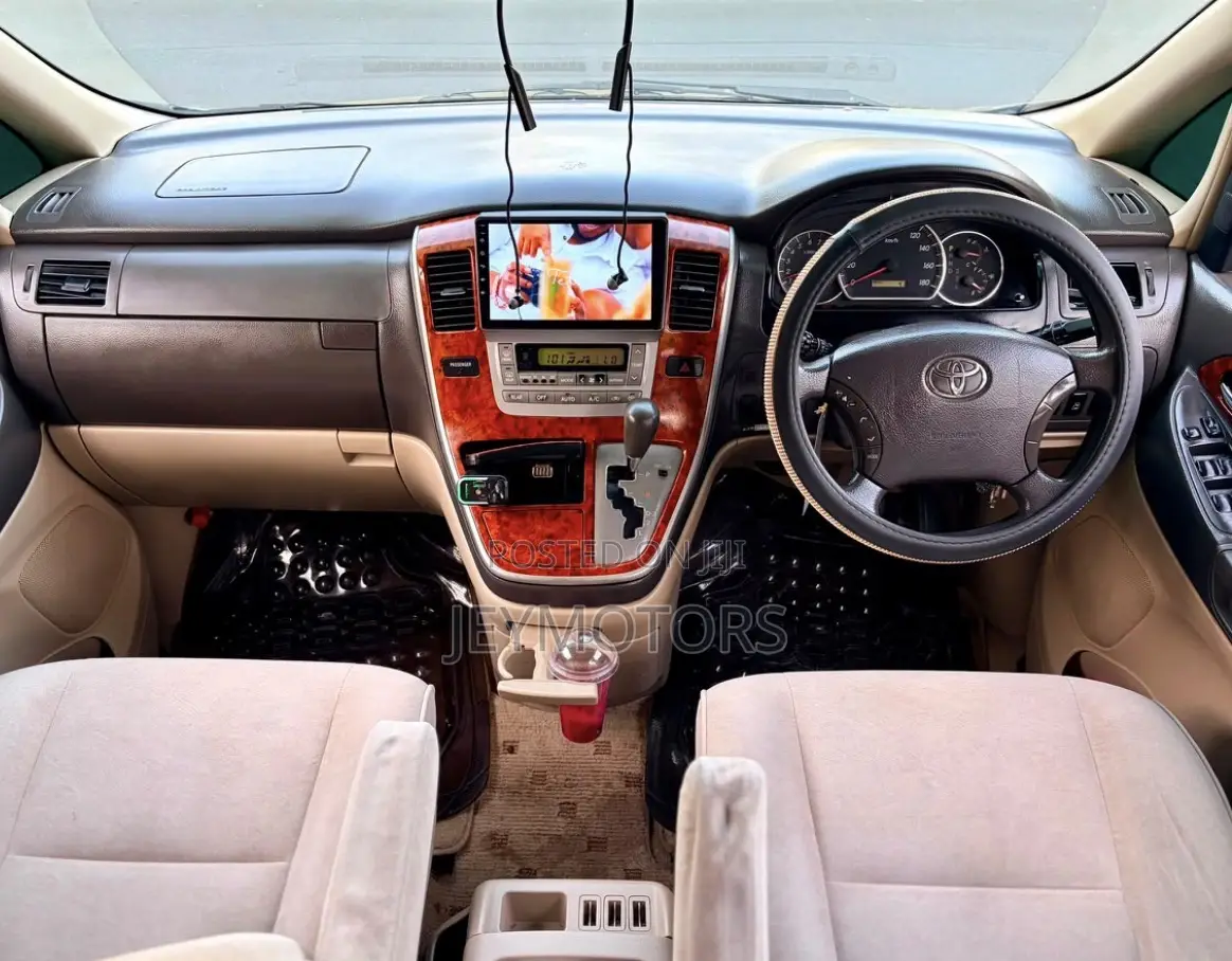 Toyota Alphard 2004 Black