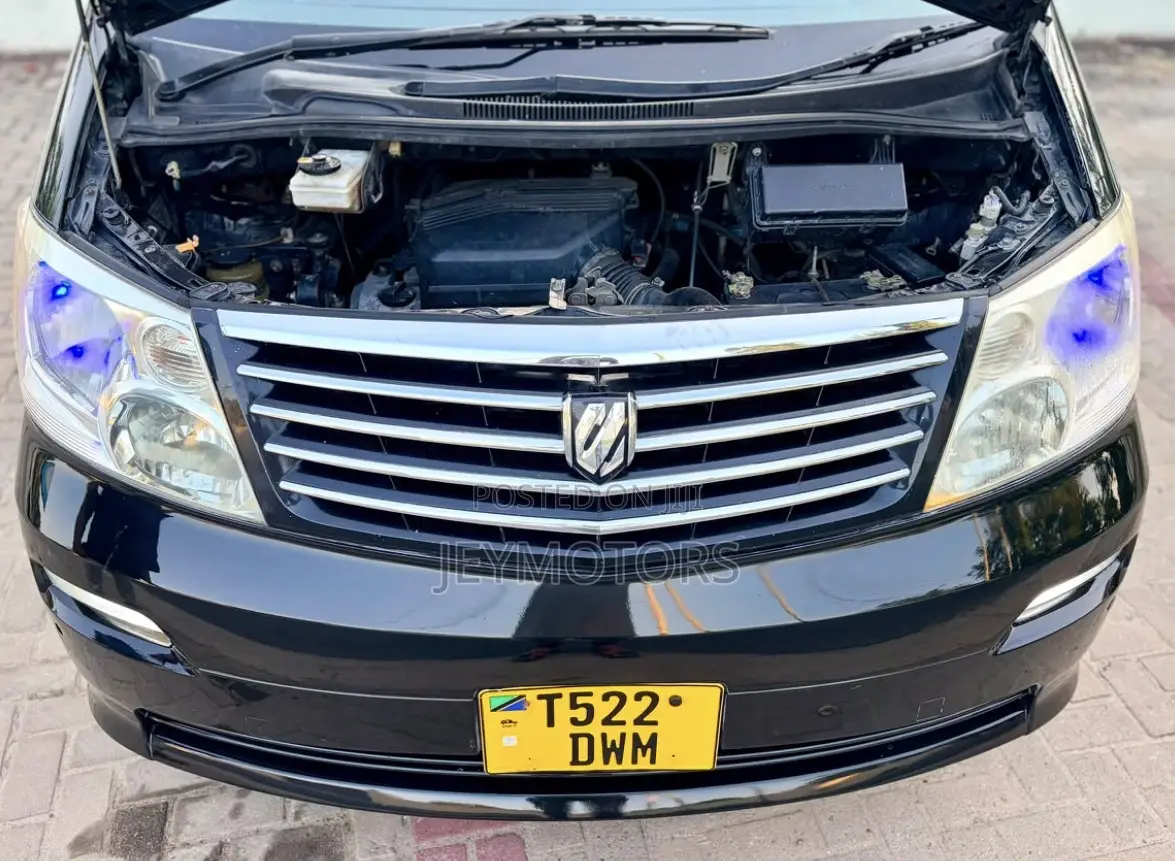 Toyota Alphard 2004 Black