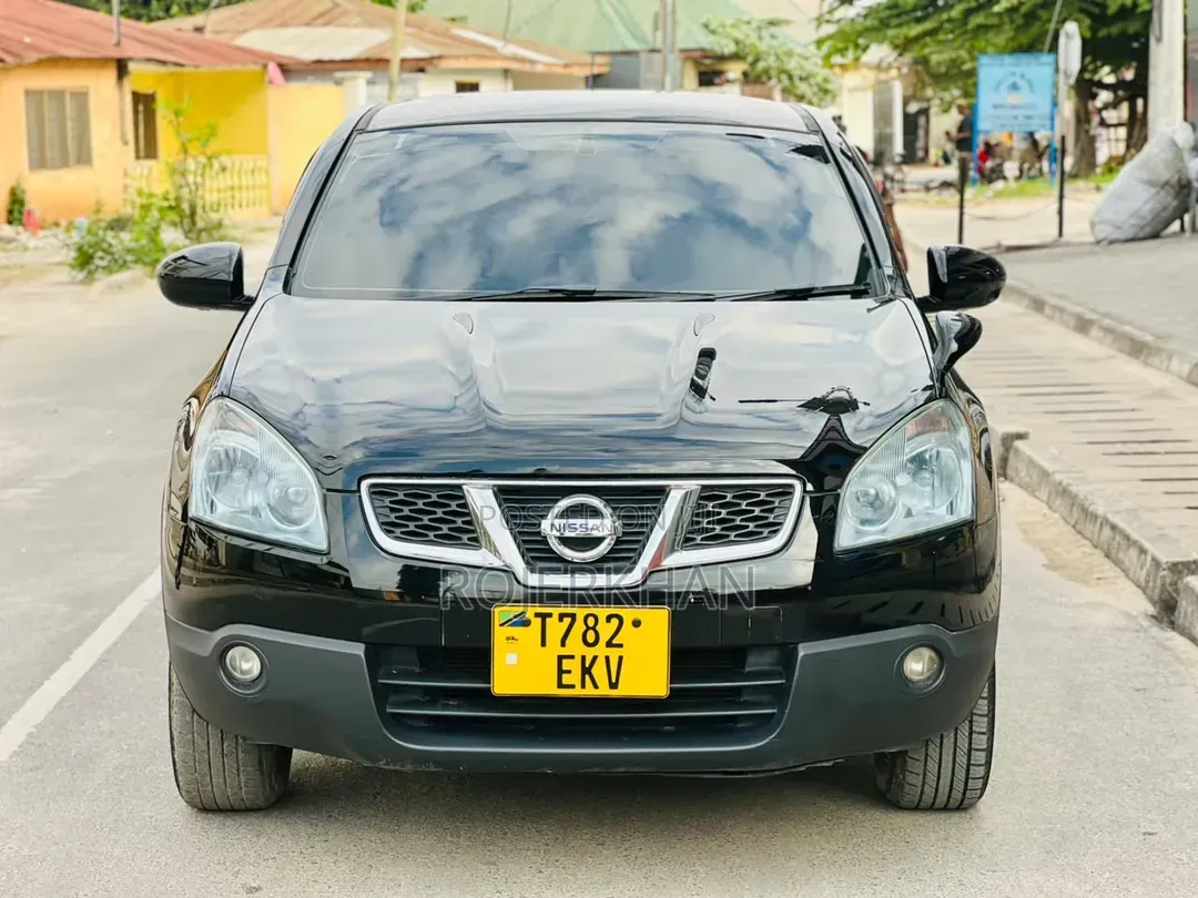Nissan Dualis 2012 Black