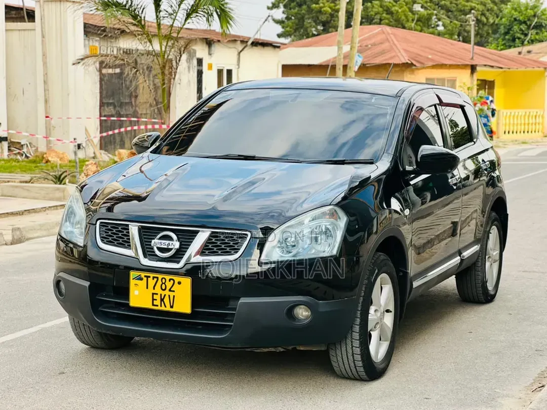 Nissan Dualis 2012 Black