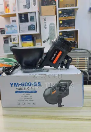 YM 600 Bi Color Light