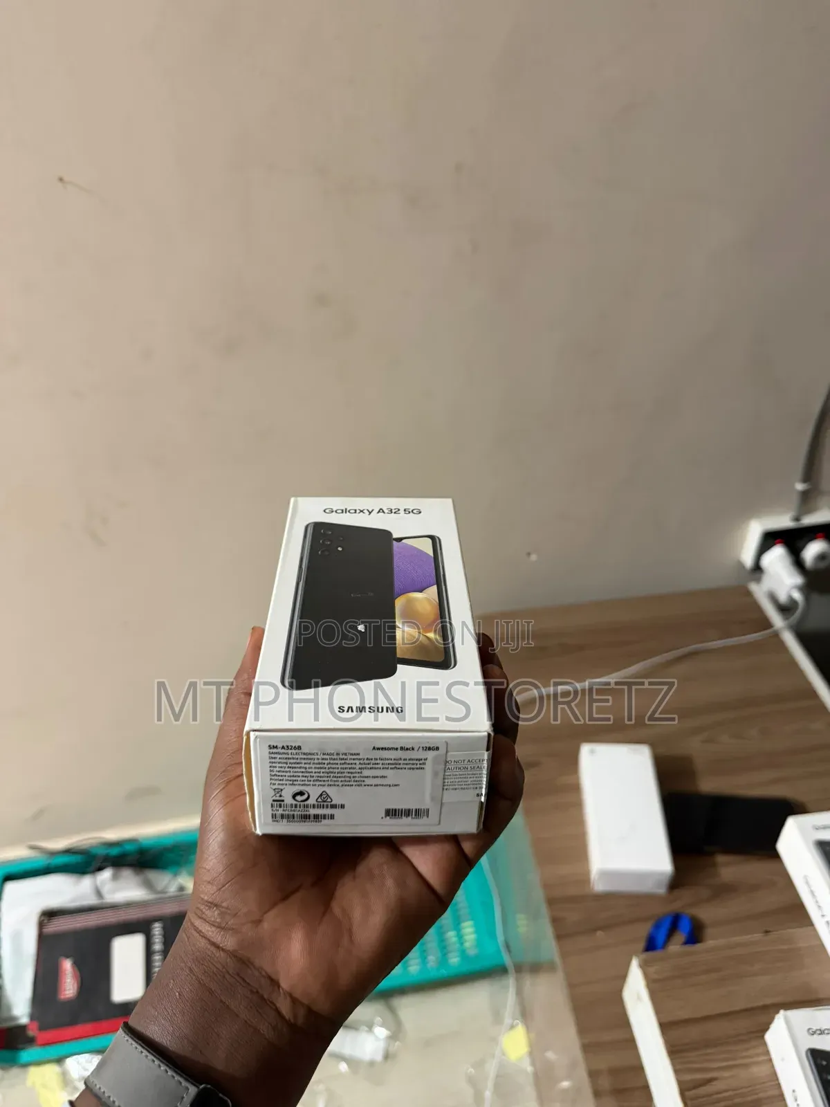 New Samsung Galaxy A32 5G 128 GB Black