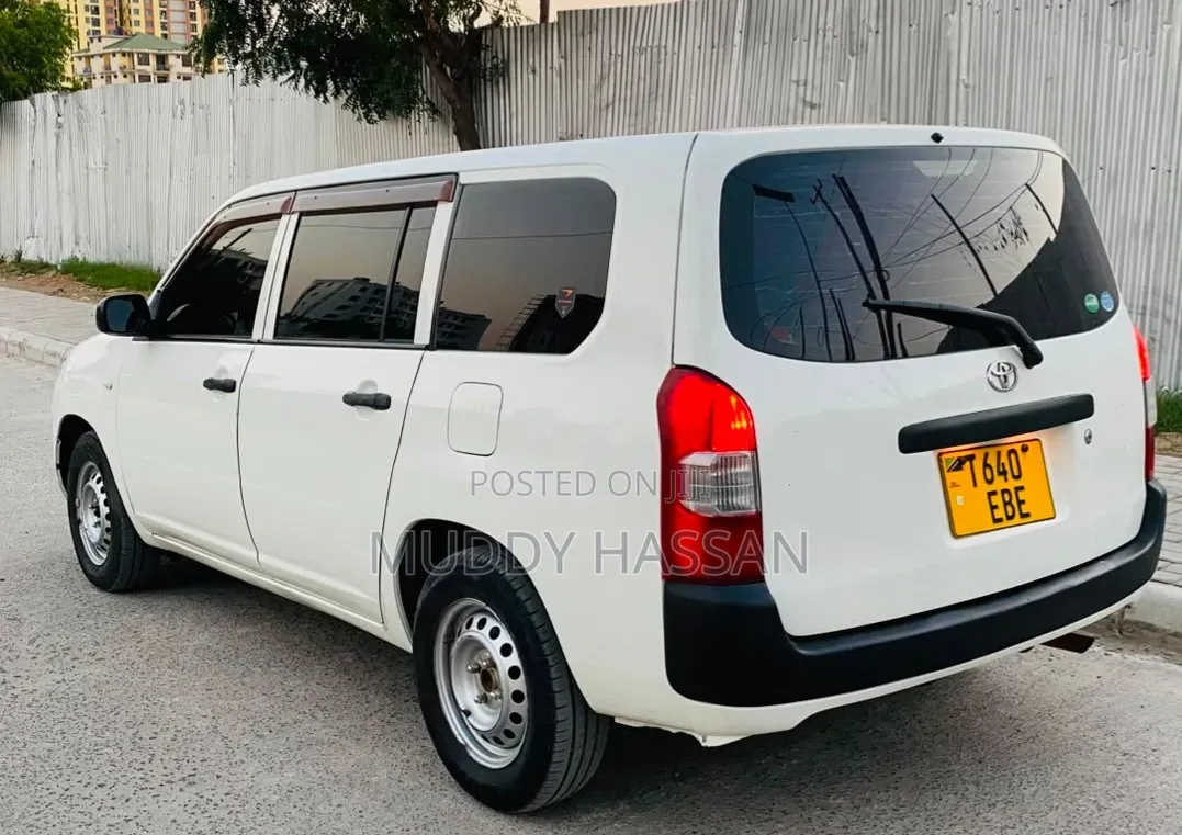 Toyota Probox 2014 White